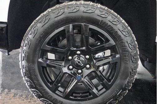 2025 Chevrolet Silverado 1500 Custom Trail Boss