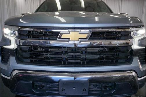 Sterling Gray Metallic 2026 Chevrolet Silverado 1500 LT