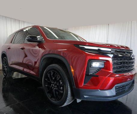 2024 Chevrolet Traverse LT