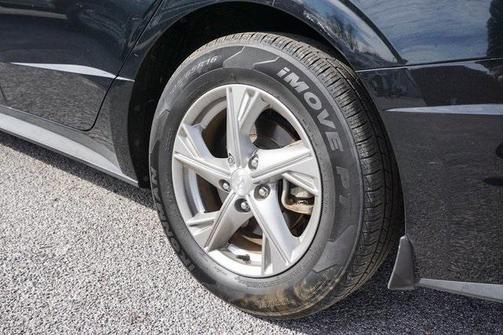 2022 Hyundai SONATA SE