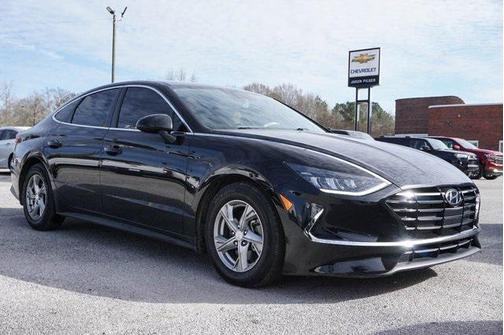 2022 Hyundai SONATA SE