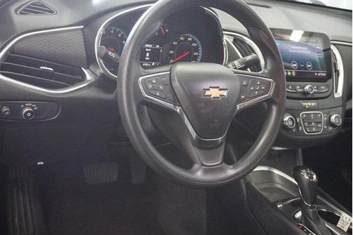 2020 Chevrolet Malibu FWD LT