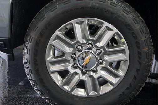 2025 Chevrolet Silverado 2500 High Country