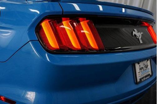 2017 Ford Mustang V6