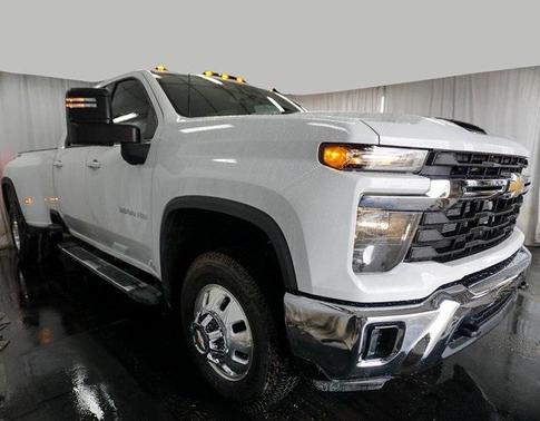 2026 Chevrolet Silverado 3500 LT