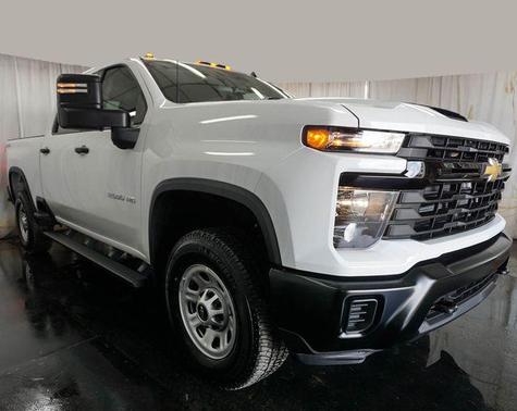Summit White 2026 Chevrolet Silverado 2500 WT