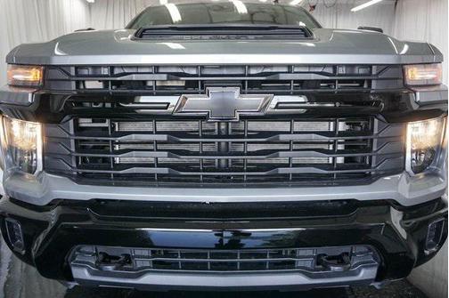 2025 Chevrolet Silverado 2500 Custom
