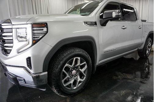 2022 GMC Sierra 1500 SLT
