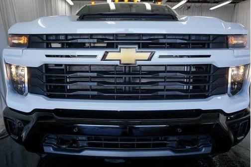 2025 Chevrolet Silverado 2500 Custom