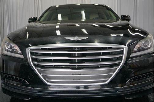 Caspian Black 2015 Hyundai Genesis 3.8