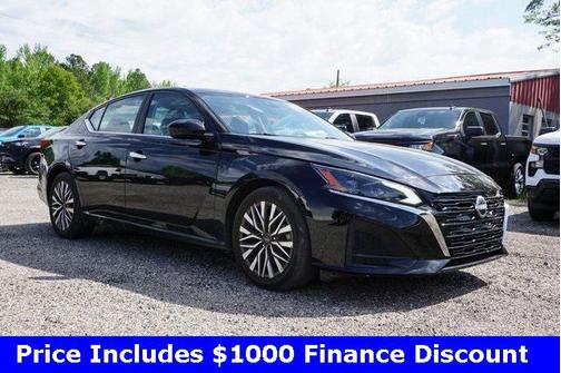 2023 Nissan Altima 2.5 SV
