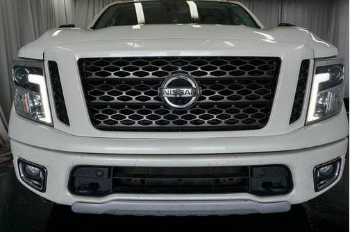 2018 Nissan Titan PRO-4X