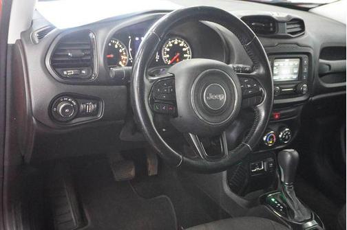 2017 Jeep Renegade Altitude