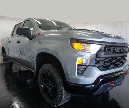 Sterling Gray Metallic 2026 Chevrolet Silverado 1500 Custom Trail Boss