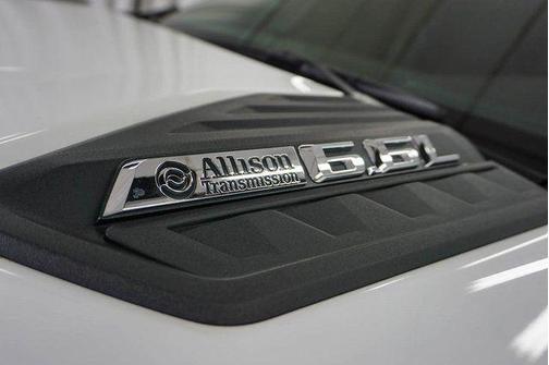 2025 Chevrolet Silverado 3500 LT