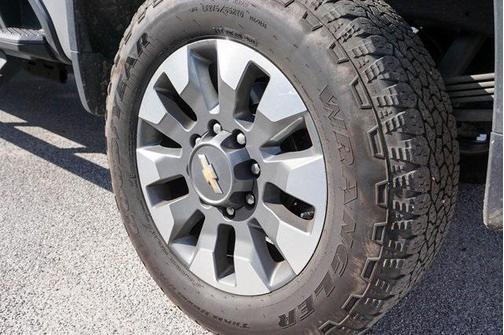 2025 Chevrolet Silverado 2500 Custom