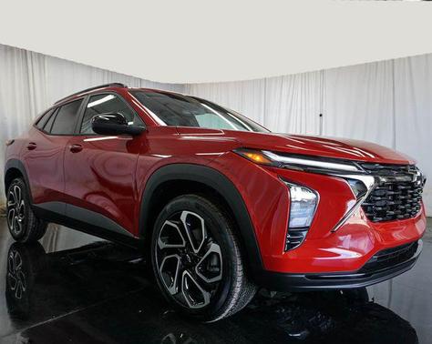 Apex Red 2026 Chevrolet Trax FWD 2RS