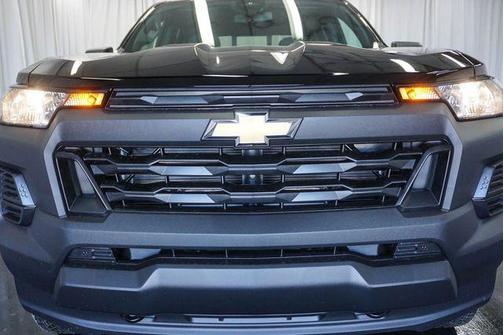 Black 2026 Chevrolet Colorado WT