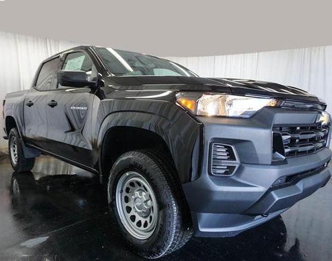 Black 2026 Chevrolet Colorado WT