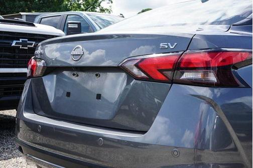 2023 Nissan Versa 1.6 SV