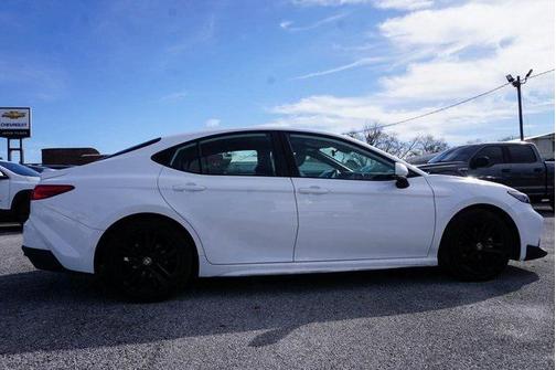 2025 Toyota Camry XLE