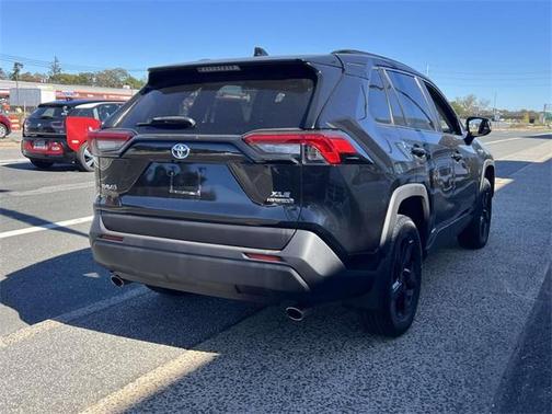 2021 Toyota RAV4 Hybrid XLE Premium