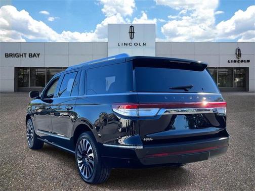 2022 Lincoln Navigator L Black Label