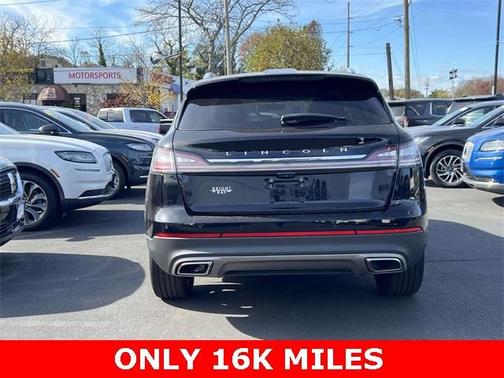 2021 Lincoln Nautilus Reserve