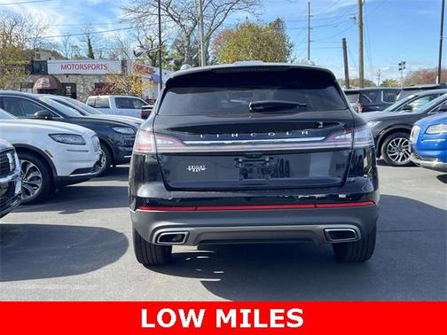 2021 Lincoln Nautilus Reserve