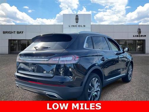 2021 Lincoln Nautilus Reserve