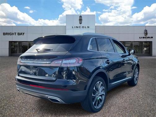 2021 Lincoln Nautilus Reserve