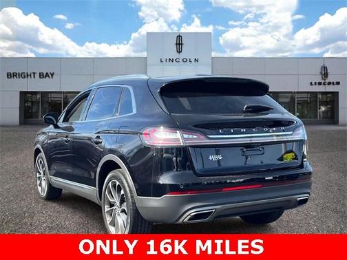 2021 Lincoln Nautilus Reserve