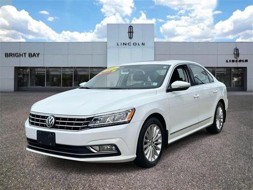 2016 Volkswagen Passat 1.8T SE