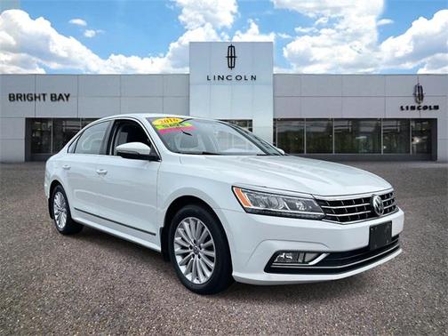 2016 Volkswagen Passat 1.8T SE