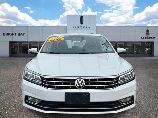 2016 Volkswagen Passat 1.8T SE