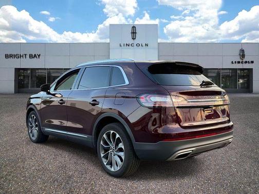 Burgundy Velvet Metallic Tinted Clearcoat 2023 Lincoln Nautilus Reserve