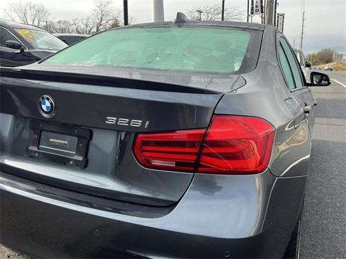 2016 BMW 328 i xDrive SULEV