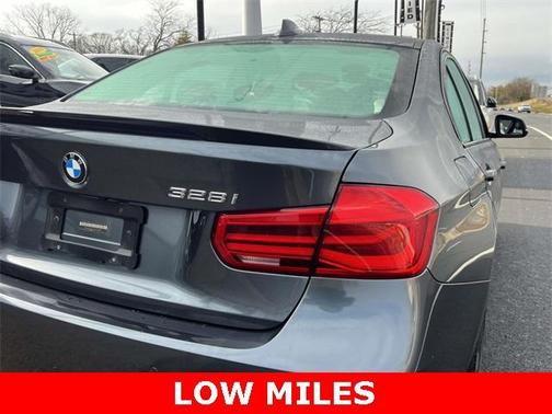2016 BMW 328 i xDrive SULEV