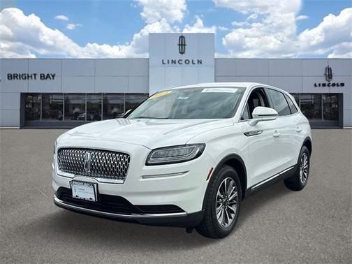 2022 Lincoln Nautilus Standard