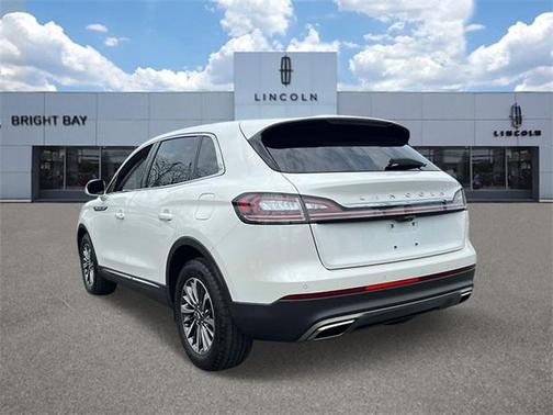 2022 Lincoln Nautilus Standard