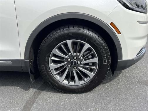 2021 Lincoln Nautilus Reserve