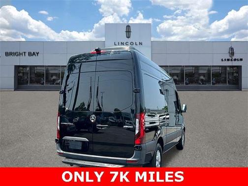 2021 Mercedes-Benz Sprinter 2500 144 WB Standard Roof Passenger
