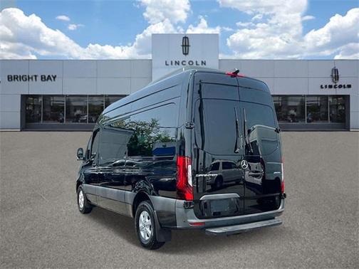 2021 Mercedes-Benz Sprinter 2500 144 WB Standard Roof Passenger