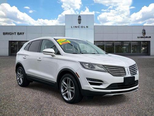 White Platinum Clearcoat Metallic 2015 Lincoln MKC Base