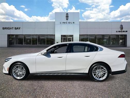2024 BMW 530 i xDrive