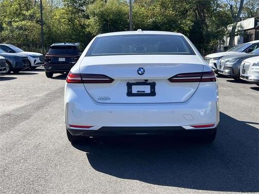 2024 BMW 530 i xDrive