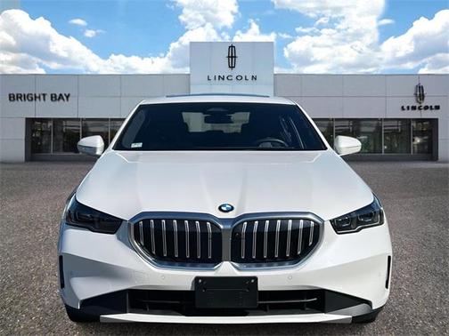 2024 BMW 530 i xDrive