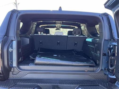 2024 GMC HUMMER EV SUV 3X