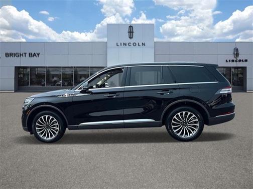 2022 Lincoln Aviator Standard AWD