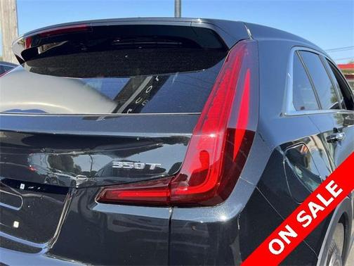 2021 Cadillac XT4 Luxury